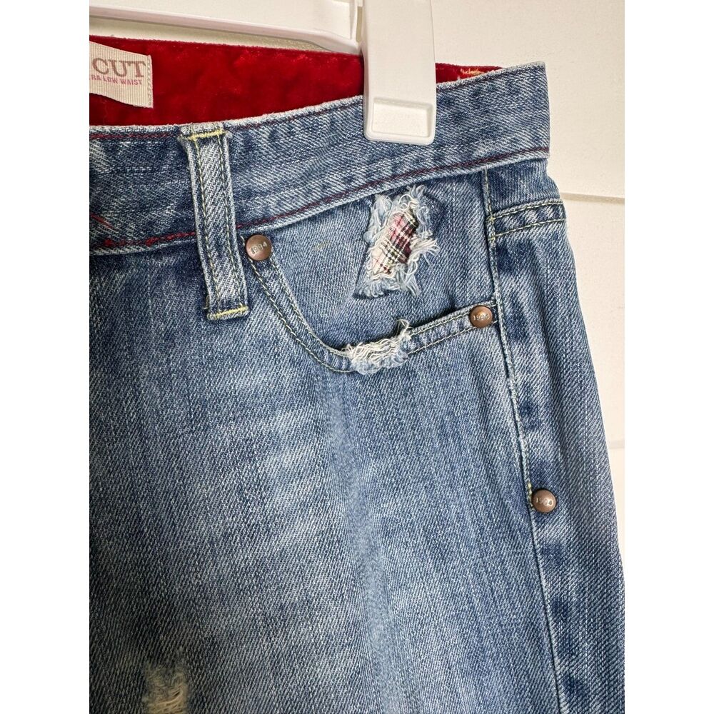 Old Navy Women's Size 6 Patchwork Low Rise Bootcut Jeans Distressed Y2K Denim - Picture 3 of 11